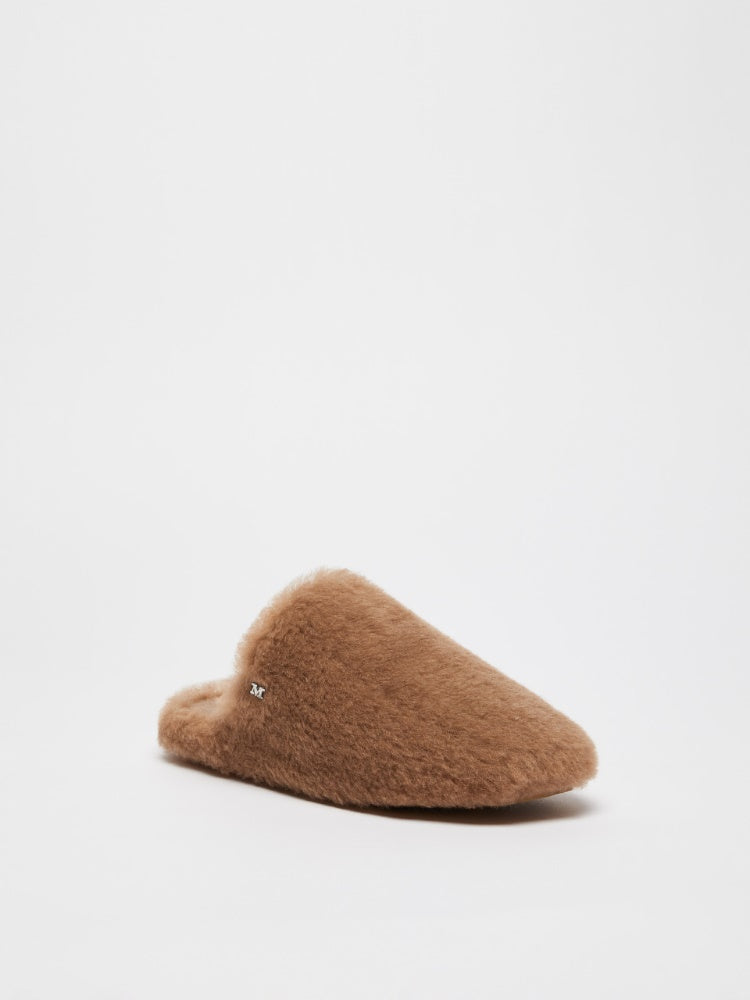 Teddy fabric slippers