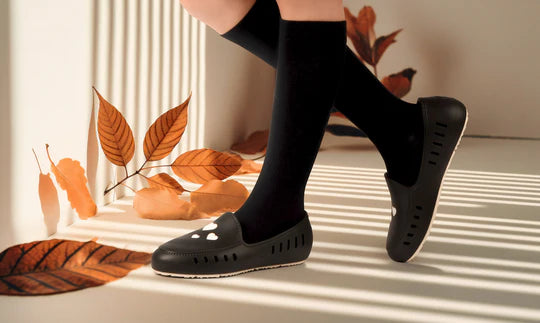 Cruise Loafer - Black Hearts Print / Waterproof - Slipper Lounge